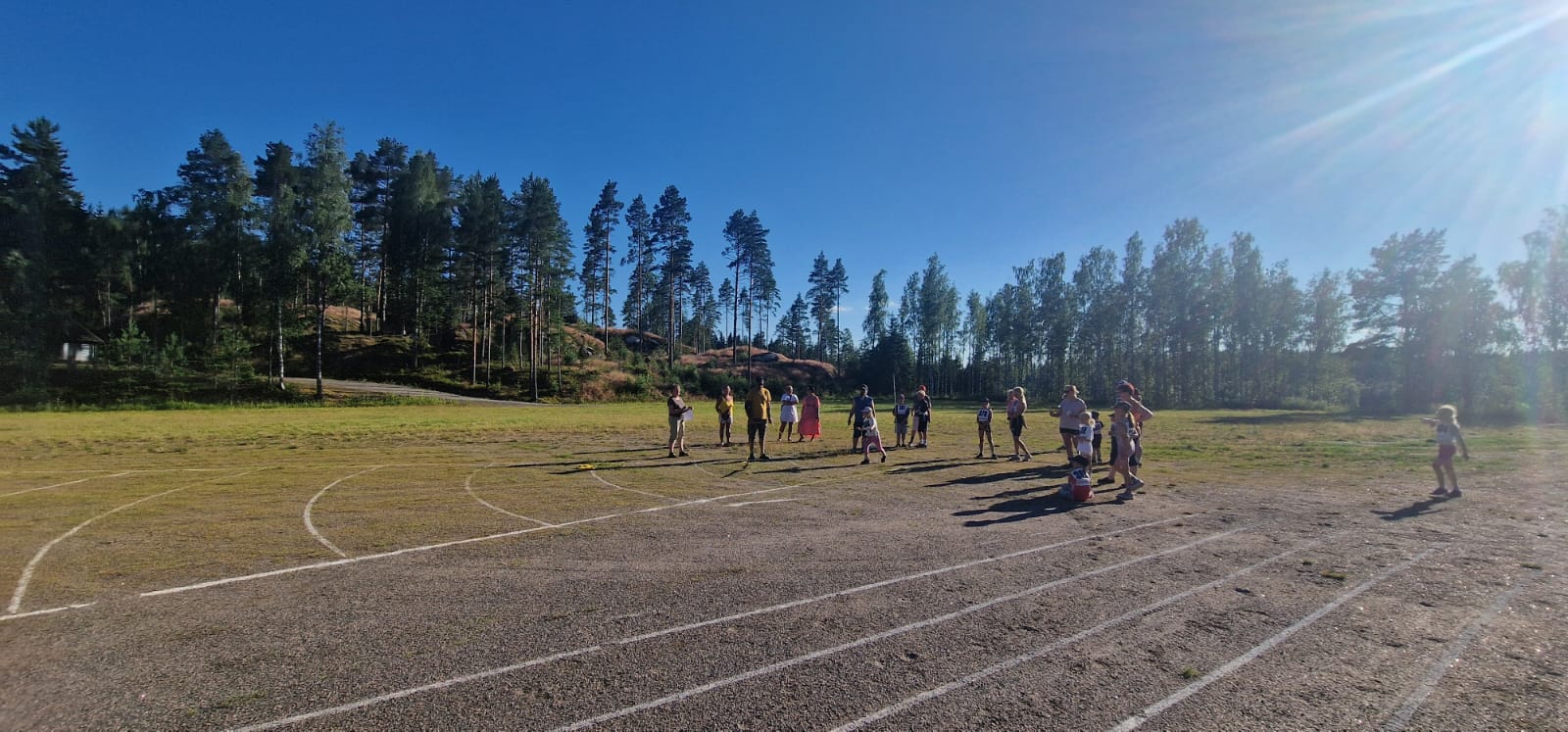 Perinteiset Katajaisten kesäkisat kokosivat kilpailijat Kimolaan